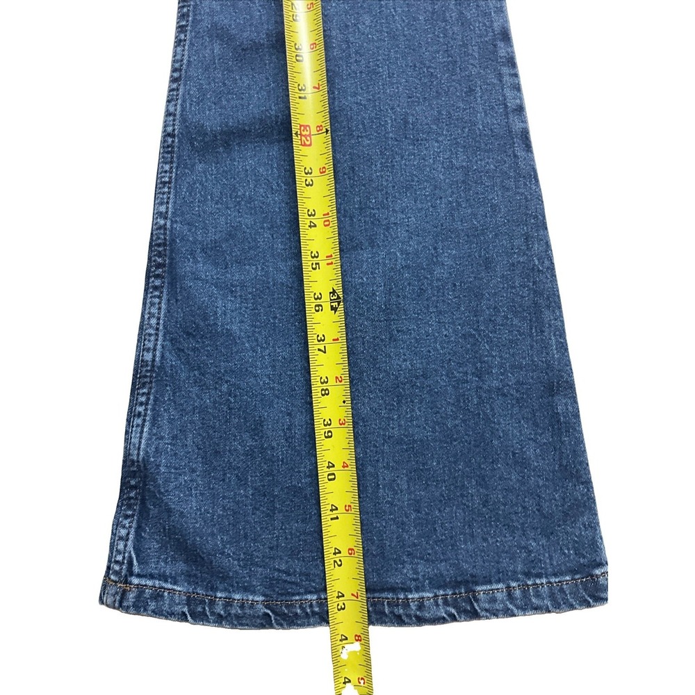 Lee Women’s Two-Tone Blue High-Waist Jeans - Picture 4 of 9
